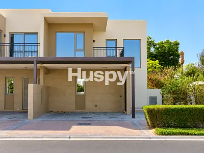 Corner Unit | Vacant | Close to Park
