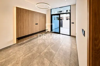 Brand New | Big Layout plus Study | Modern Living