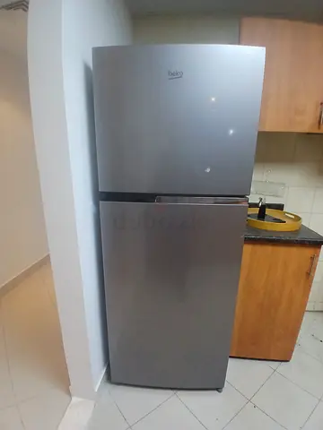 Beko double-door fridge freezer in good working condition