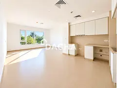 Spacious Layout | Single Row | Vacant Now