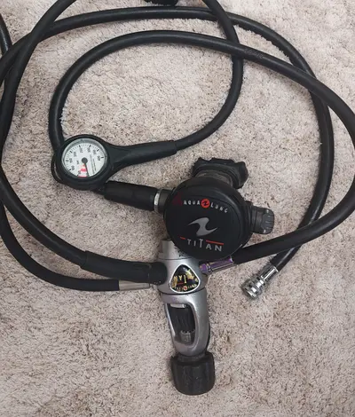 scuba aqualung regulator for sale
