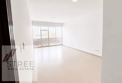 COZY 1BR. NEAR METRO | UPGRADED | UNFURNISHED | CLOSED KITCHEN