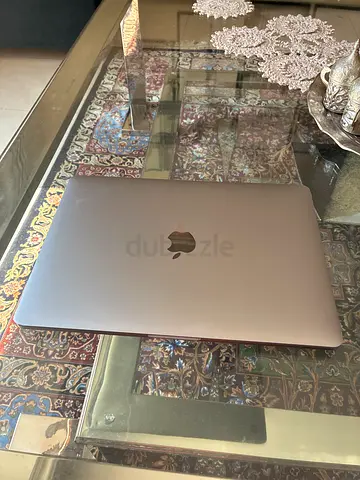 Apple MacBook MacBook Pro 13" (2016) for sale. Excellent condition, works perfectly