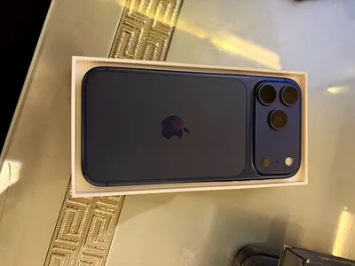 iPhone 17 Pro Max 256GB Blue US Version + Accessories