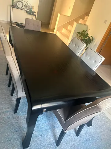 Dinning table