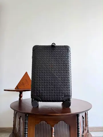 BOTTEGA VENETA CABIN SUITCASE