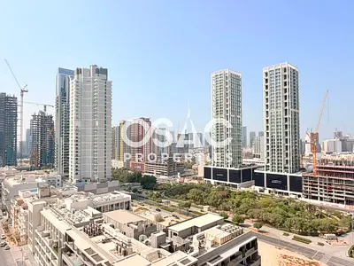 Brand New | Luxurious | Pool & Skyline View