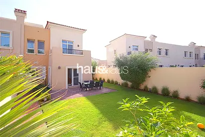 Superb 2 bedroom | Amazing Garden | November