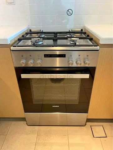 Siemens Latest model Top Gas Oven Electric Combination Cooker 60x60cm Excellent Condition