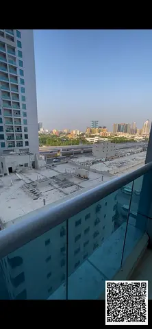Distinctive one-bedroom apartment (with living room) available for monthly rent at 27,000 AED; features a full, unobstructed view.