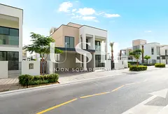 Backing Park | Large Plot | Close to Amenities