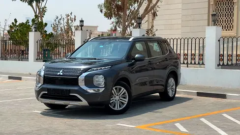 Mitsubishi Outlander 2025 Midline GCC Specs