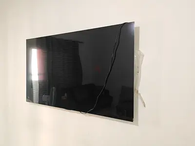 65-inch 0LED TV in good condition