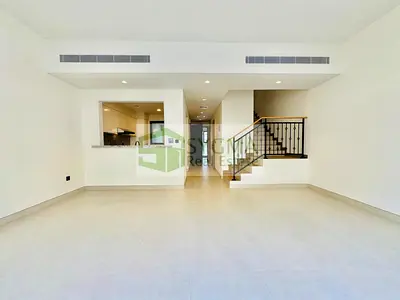 Spacious Vacant 4 Bedroom Near to Lagoons