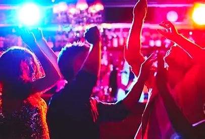 PROFITABLE RESTAURANT & LUXURY NIGHTCLUB 20% OWNERSHIP FOR SALE – DUBAI