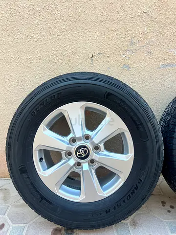 Toyota LC300 Tyre & Rims