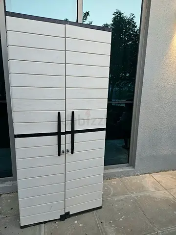 Tall outdoor storage cabinet / plastic wardrobe - beige