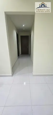 Two bedrooms and an excellent living room for rent with parking, no reservation fees, available imm