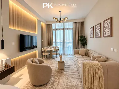 Available Now | Luxury Palm Jumeirah Apartment with Sea Views