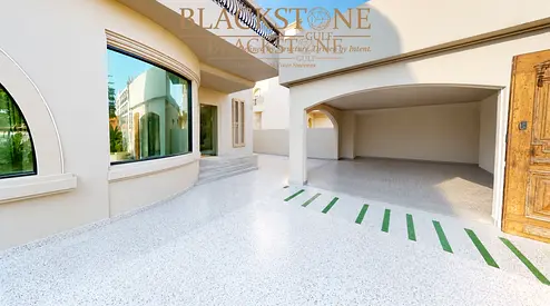 Fully Fitted Jewellery Showroom Villa | Jumeirah 1
