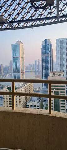 🏡 فرصة مميزة للبيع في برج لميا – الشارقة