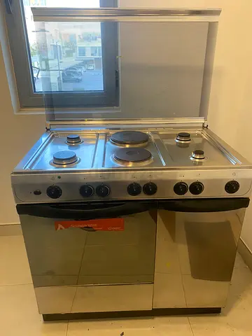 Electric + Gas cooker for sale