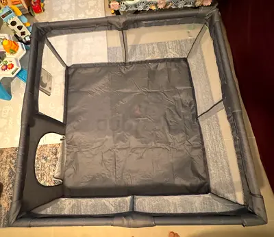 Portable Baby Playpen / Play Yard - immaculate condition