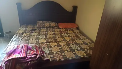King size Cot and bed for side table for sale
