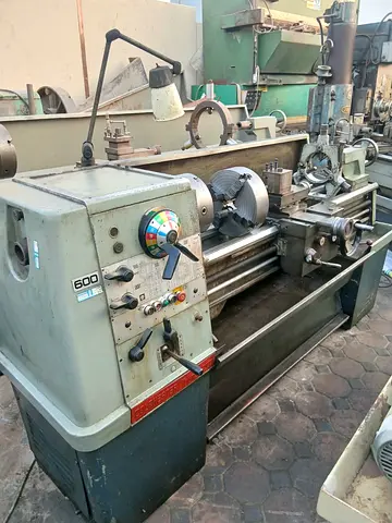 Colchester Triumph 2000 Lathe Machine (Uk Imported)