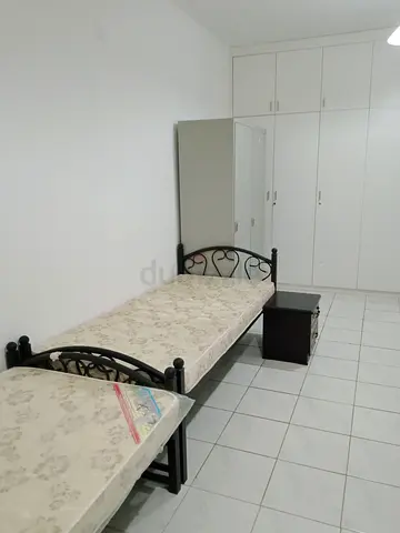 Executive bedspaces for male bachelors - Karama center