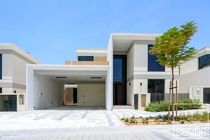 Vastu-Compliant | Beautifully Landscaped Garden