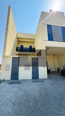 Available for annual rent: a townhouse in a prime complex near the University of Umm Al Quwain, fea