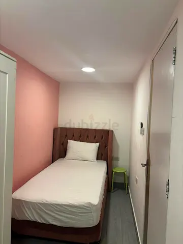 Cozy private room for ladies only in luxury villa with all bills included