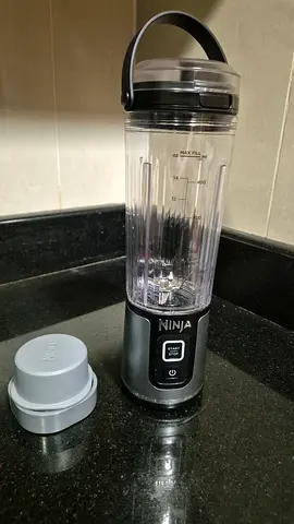 Ninja personal blender/portable smoothie maker - used, working