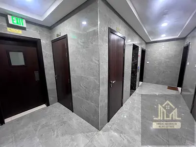 Like new building-studio Just 20k