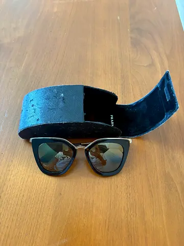 Original Prada sunglasses with case
