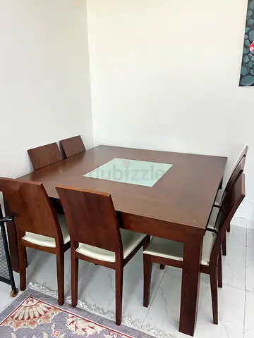 Dinning table with 7 chairs