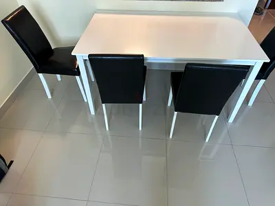 White Dining Table with 6 chairs