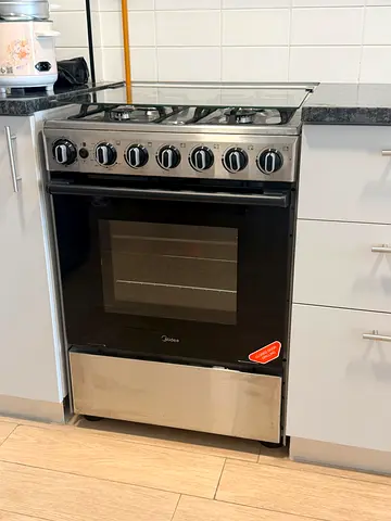 Midea gas Stove and Oven