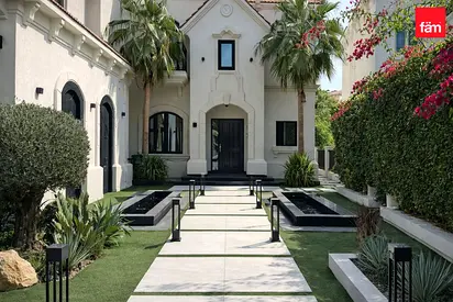 Renovated Garden Hall Layout I Park Backing I Vot