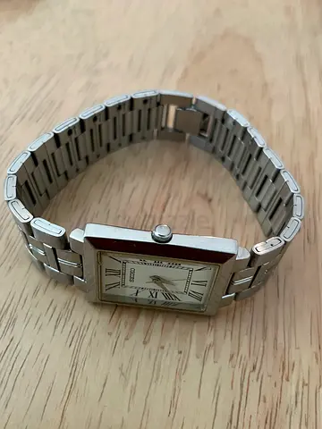 Seiko Tank stainless steel dress watch - classic Roman dial