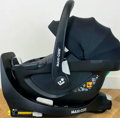 Maxi-Cosi pebble 360 with famiyfix 360