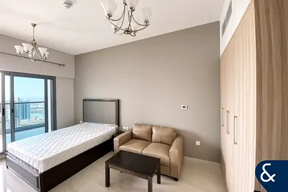 Burj Khalifa View | Studio Flat | Ready