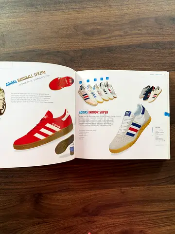 Sneakers: The Complete Collectors’ Guide – Hardcover Book | Thames & Hudson