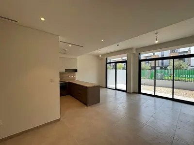 Park View | 3 Bedrooms | Single Row | Near Pool