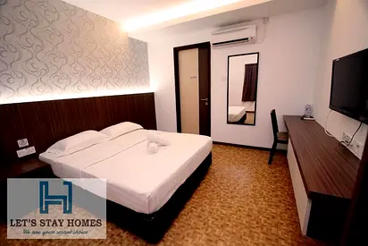 Flash Deal I Furnished I No Kitchen I Metro | Gym | Pool I All Bills Paid