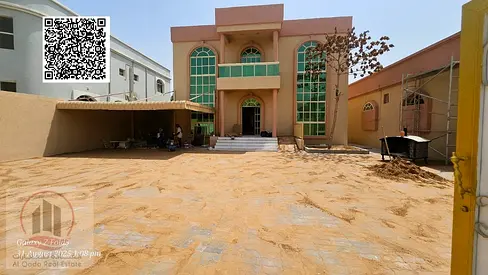 فيلا للبيع عجمان منطقة الروضة (3) مساحتها 8100 قدم ( 6 غرف ماستر مجلس+2  صالة مطبخ مجهز + غرفة خادمة+ملحق عبارة عن غرفتين )