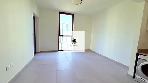 Specious luxury apartment for rent