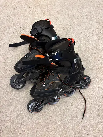Oxelo Kids Unisex Fitness Roller Skates, size 35-38 (adjustable size).