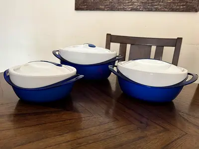 Set of 3 Blue Non-stick Casserole Pots with Lids